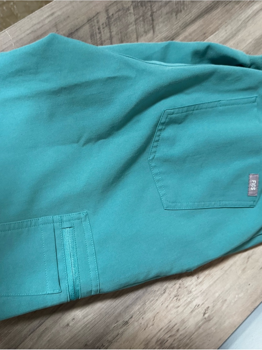Figs Teal Slim Cargo Scrub Pants - Picture 8 of 8